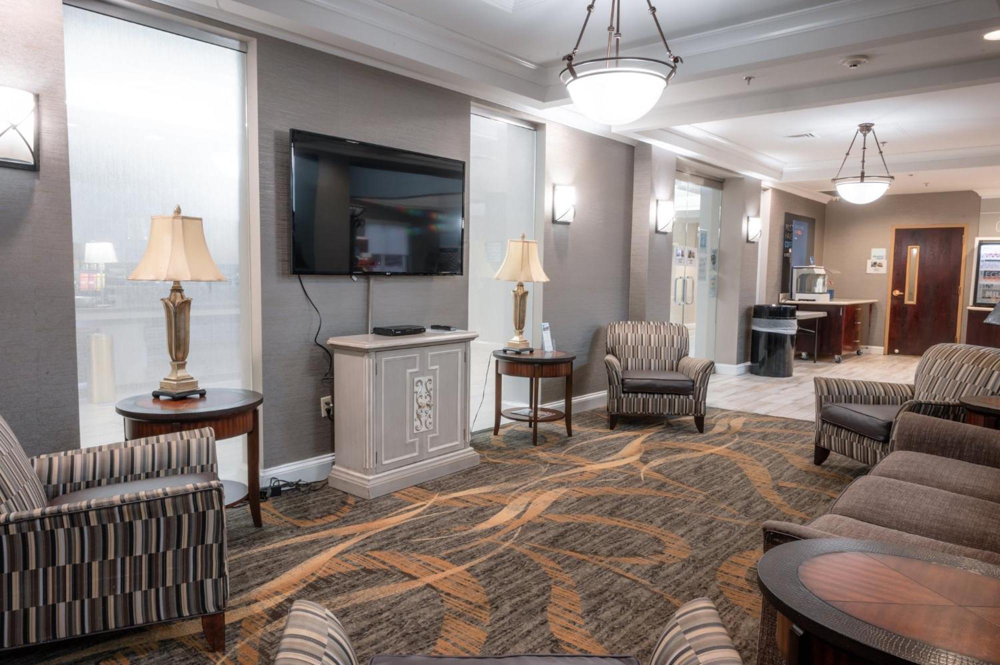 Holiday Inn Express & Suites - Tuscaloosa-University By Ihg Exterior foto