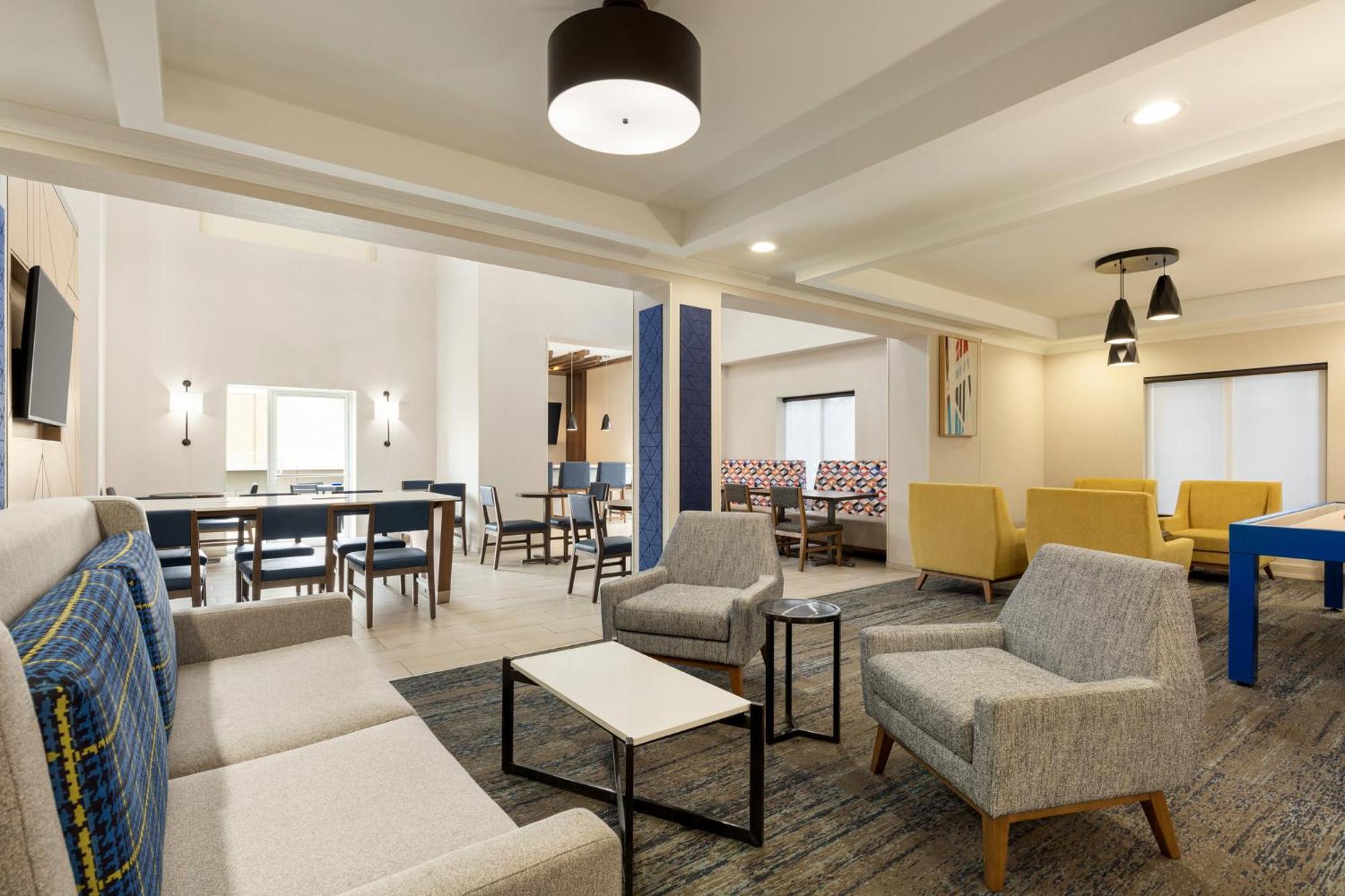 Holiday Inn Express & Suites - Tuscaloosa-University By Ihg Exterior foto